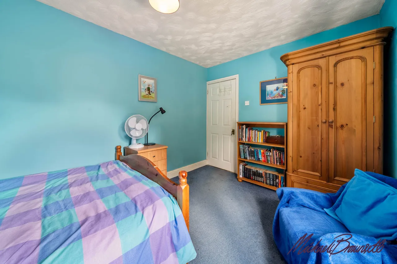 Broadfolds, Clayton, BD14, photo 27
