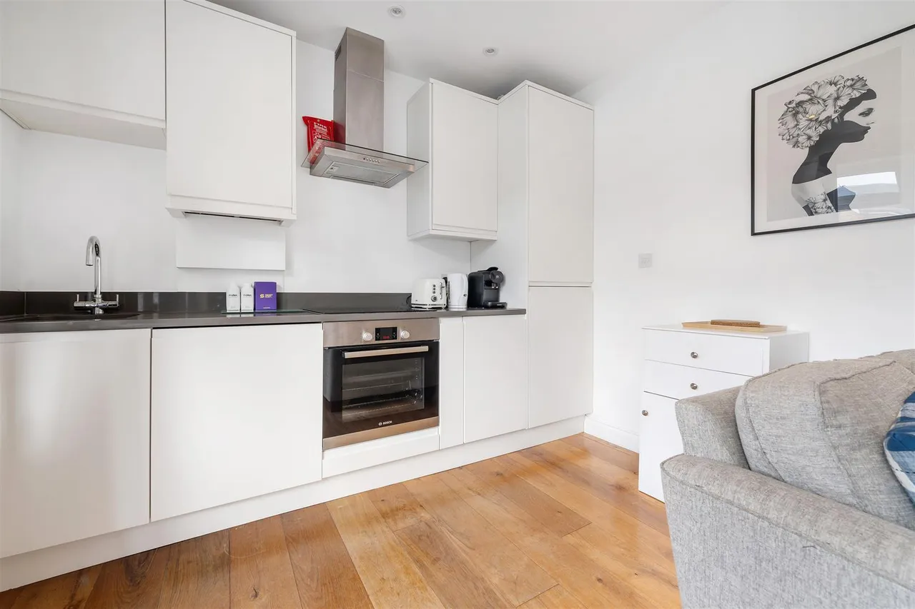 Howard Road, Penge, SE20, photo 2