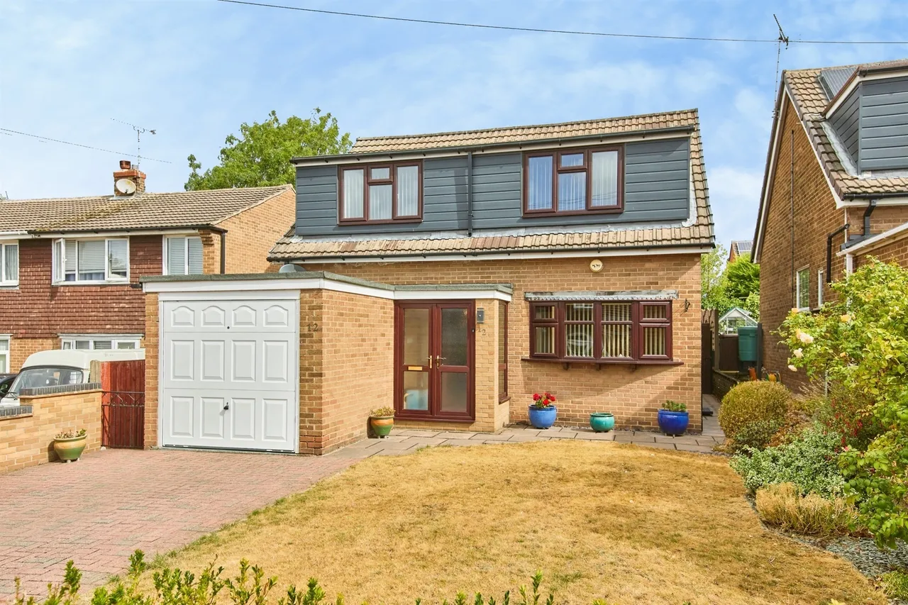 4 bed house for sale, Weir Bank, Burton-On-Trent, DE15