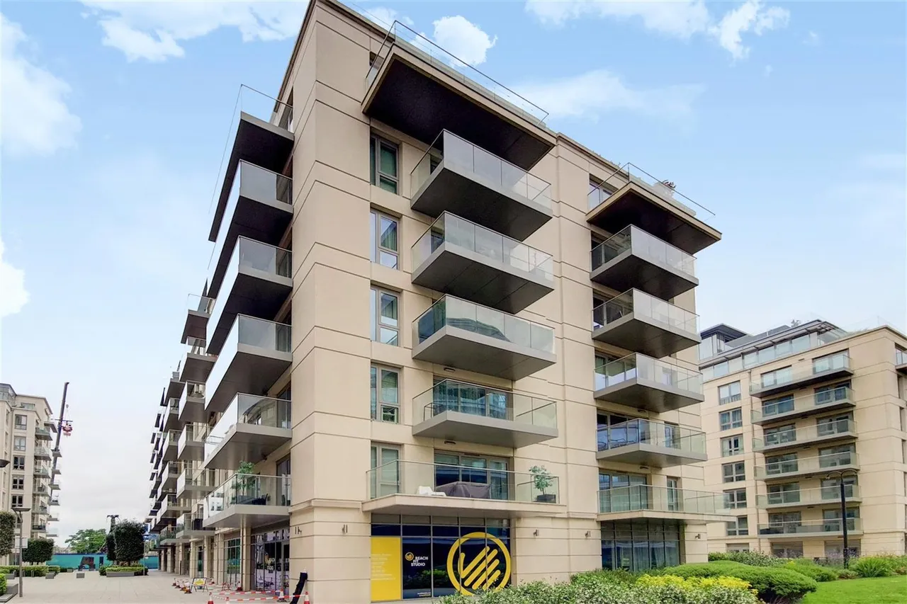 1 bed flat for sale — Faulkner House, Tierney Lane, London, W6 9AE