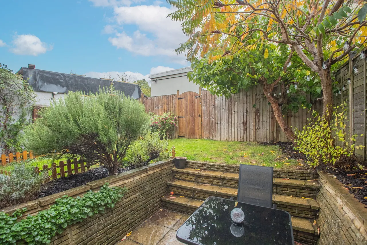 Honeybrook Close, Chippenham, photo 13