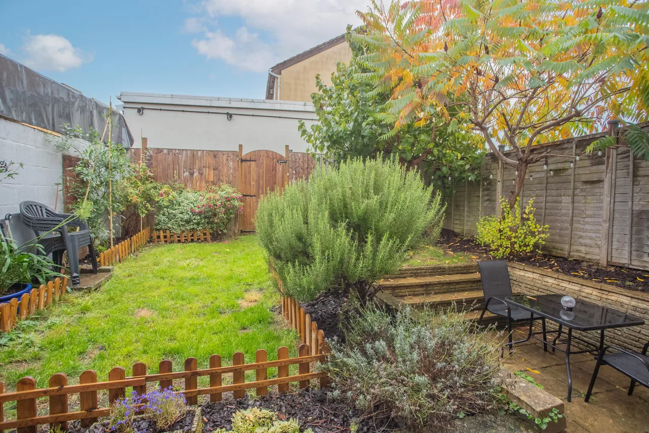 Honeybrook Close, Chippenham, photo 15