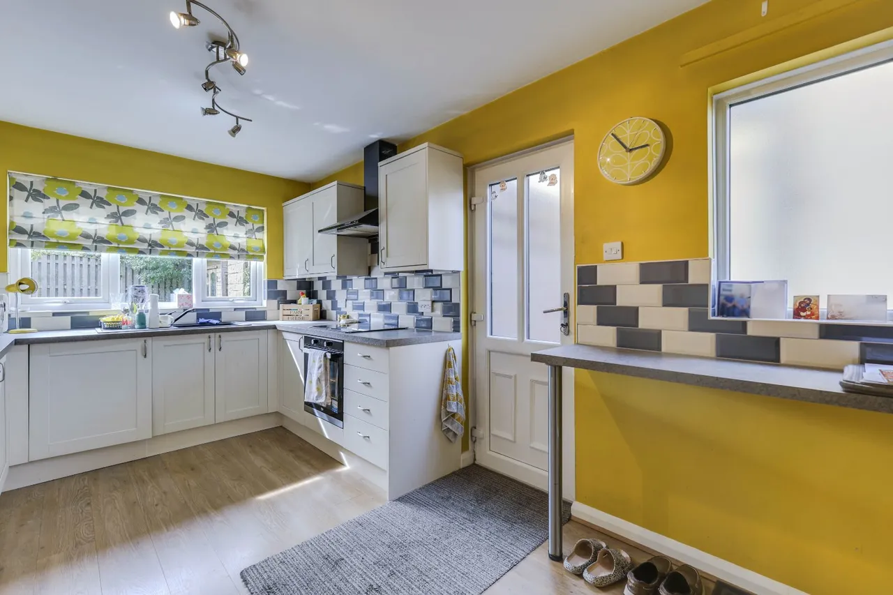Northedge Meadow, Bradford, BD10, photo 4