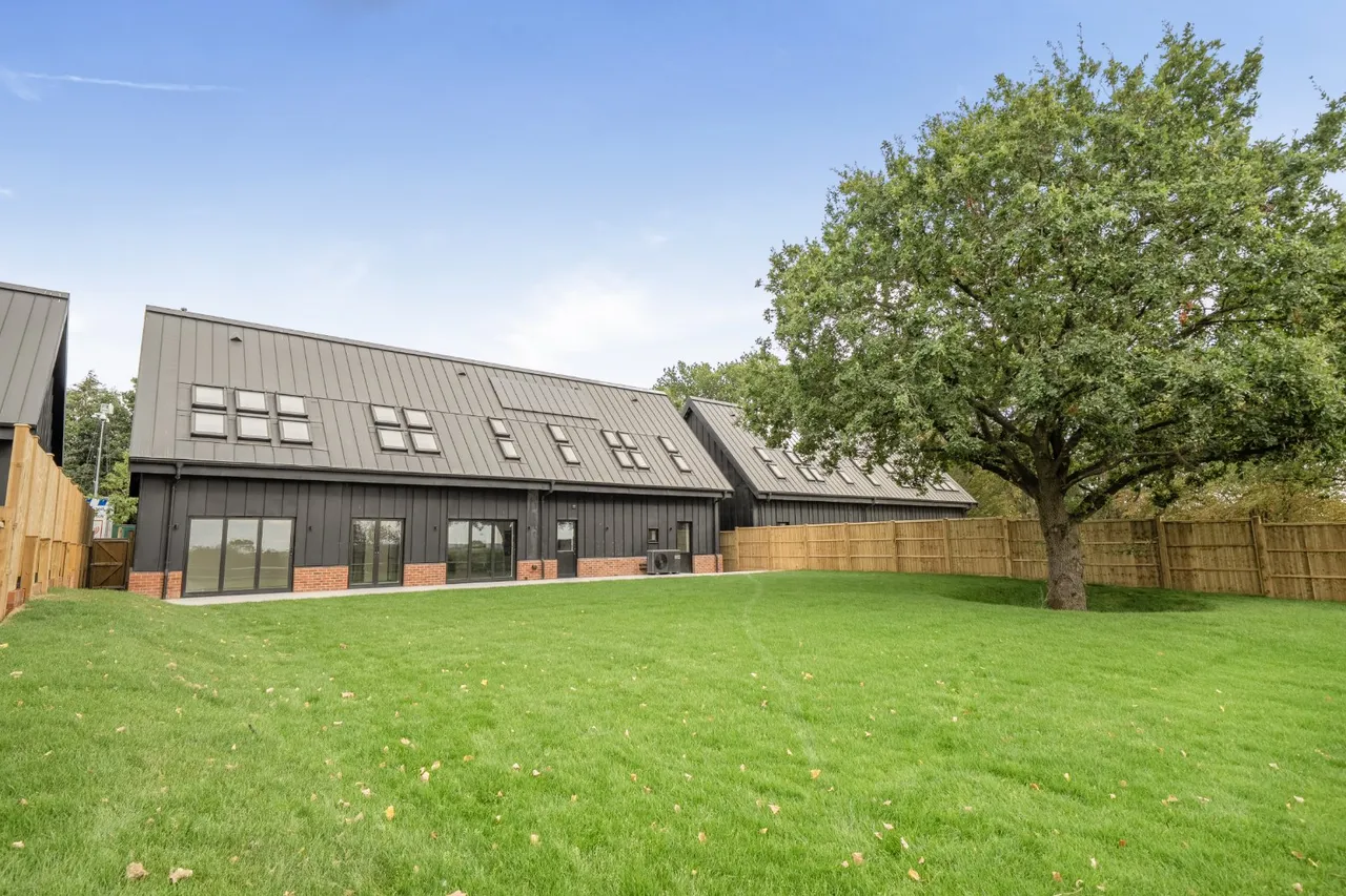 Knowle Lane, Horton Heath, SO50, photo 21