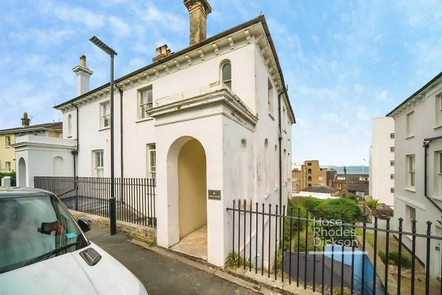 Castle Road, Cowes, PO31, photo 13