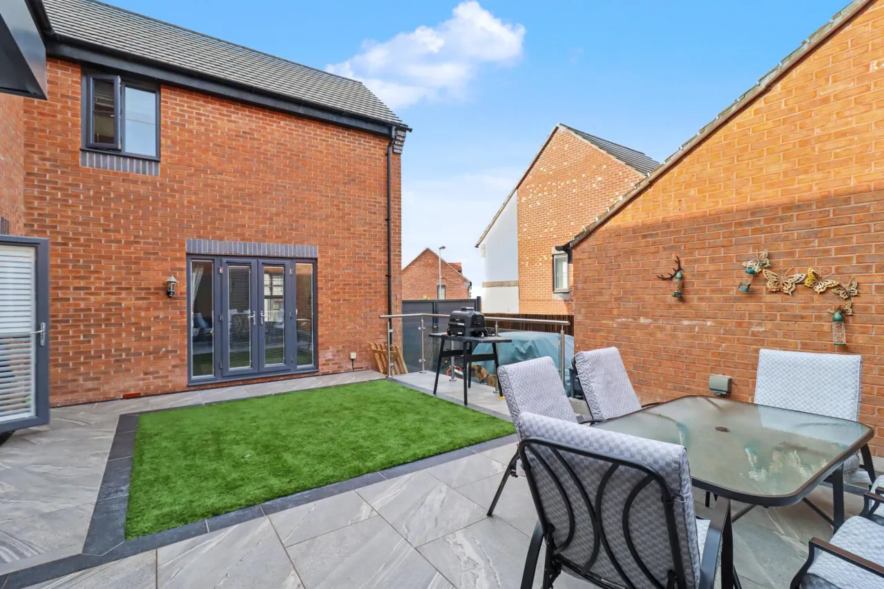 Walkiss Crescent, Telford, photo 5