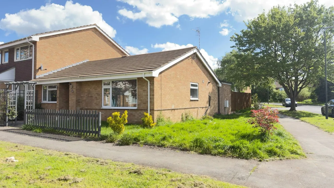 Oldacre Drive, Bishops Cleeve, GL52, photo 18