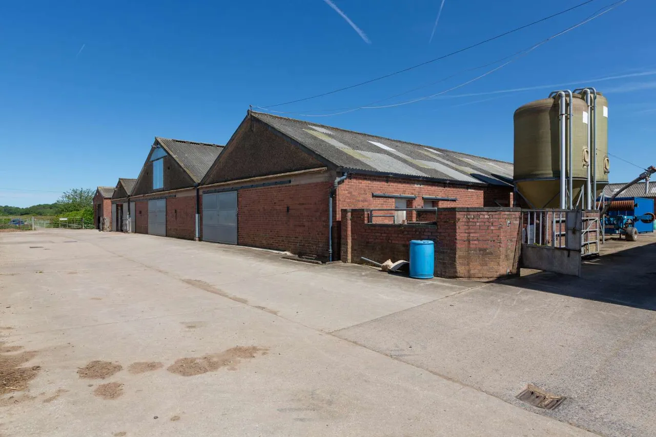 Whitehouse Farm, Puddington Lane, Puddington, Cheshire, CH64 5SU, photo 6