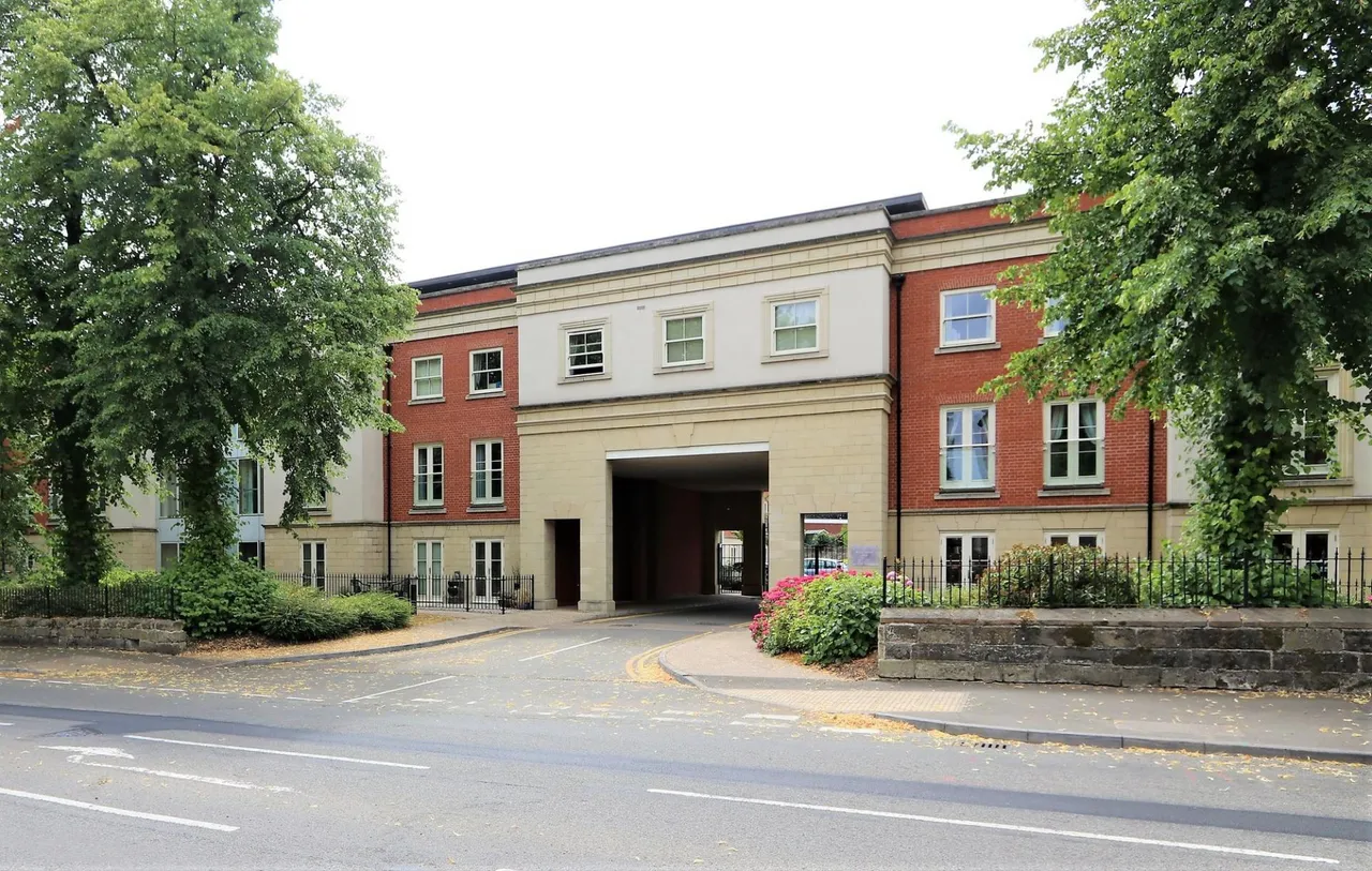 2 bed flat for sale, Station Road, Ashby-De-La-Zouch, LE65