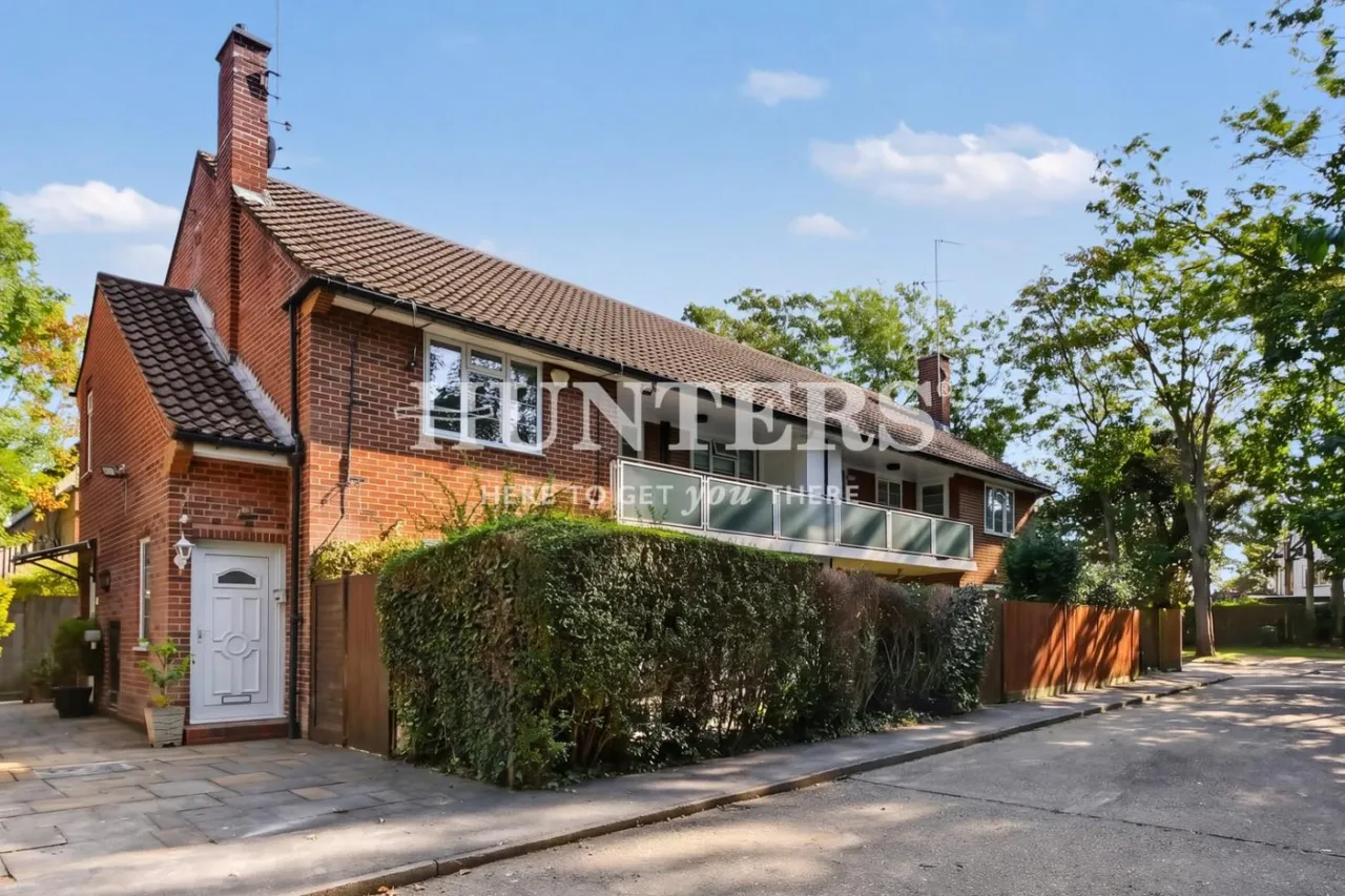 Garrick Park, Mill Hill, NW4, photo 10