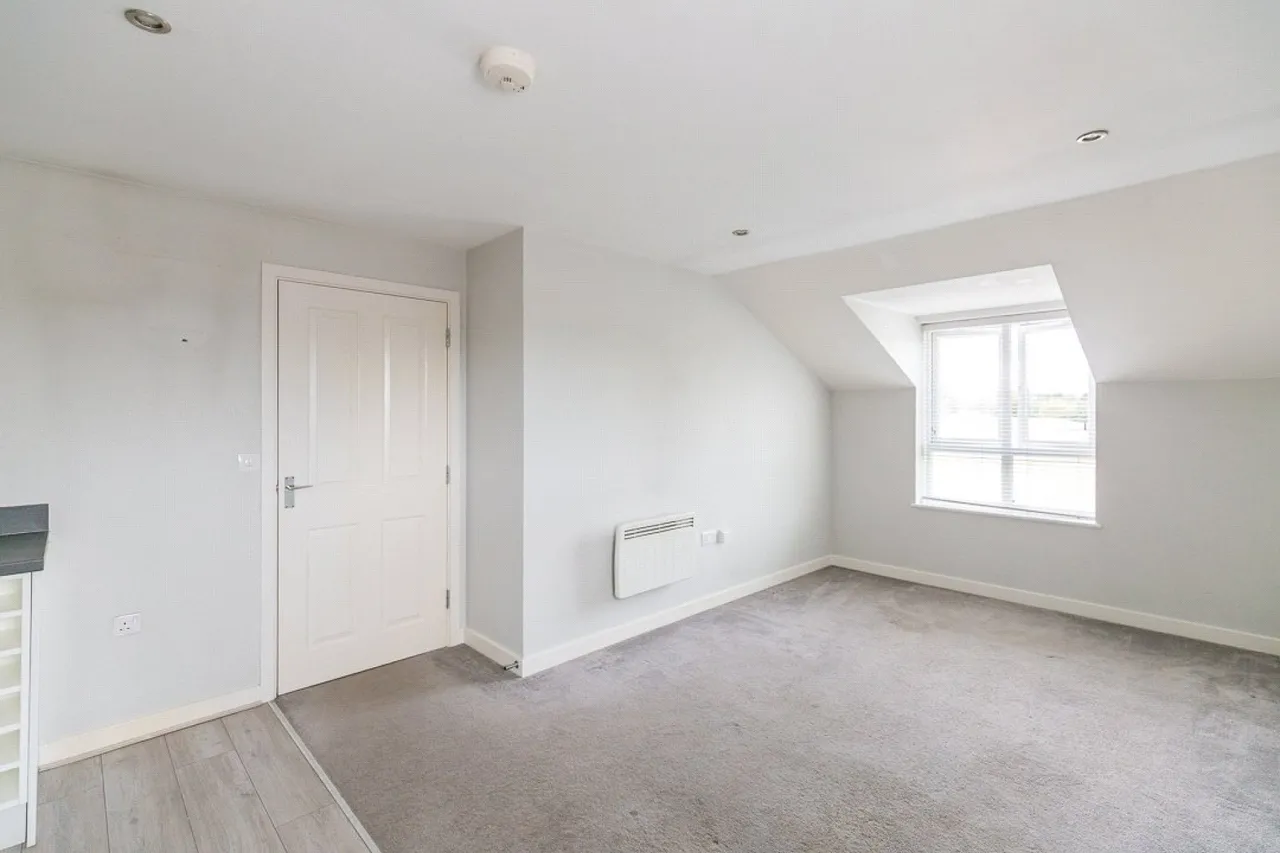 Norton Farm Road, Bristol, BS10, photo 5
