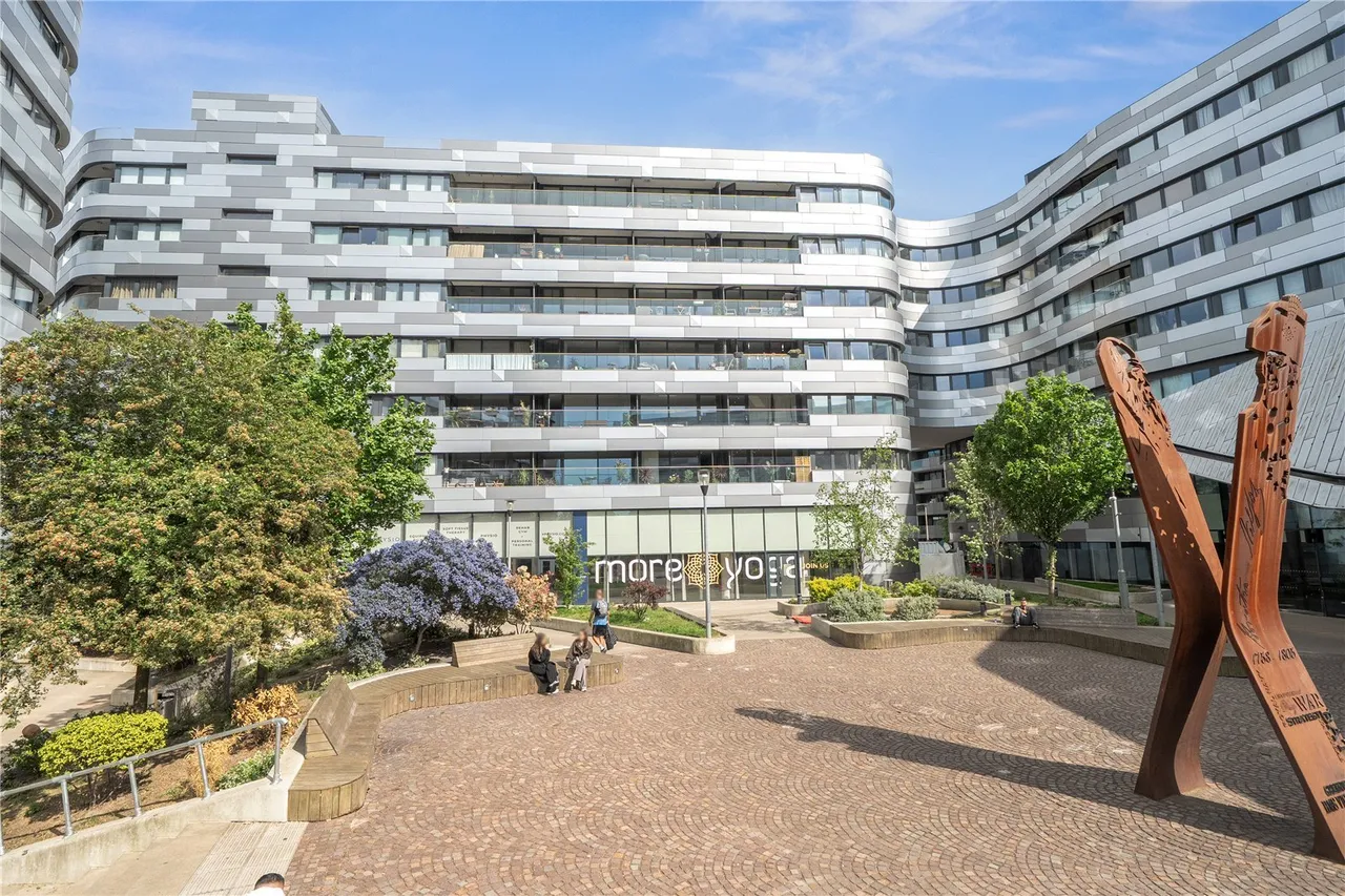 Lambarde Square, SE10, photo 4