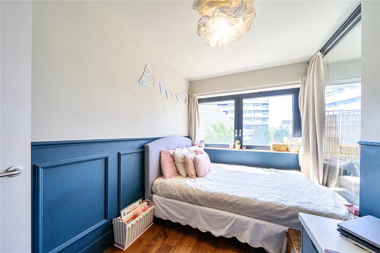 Lambarde Square, SE10, photo 13
