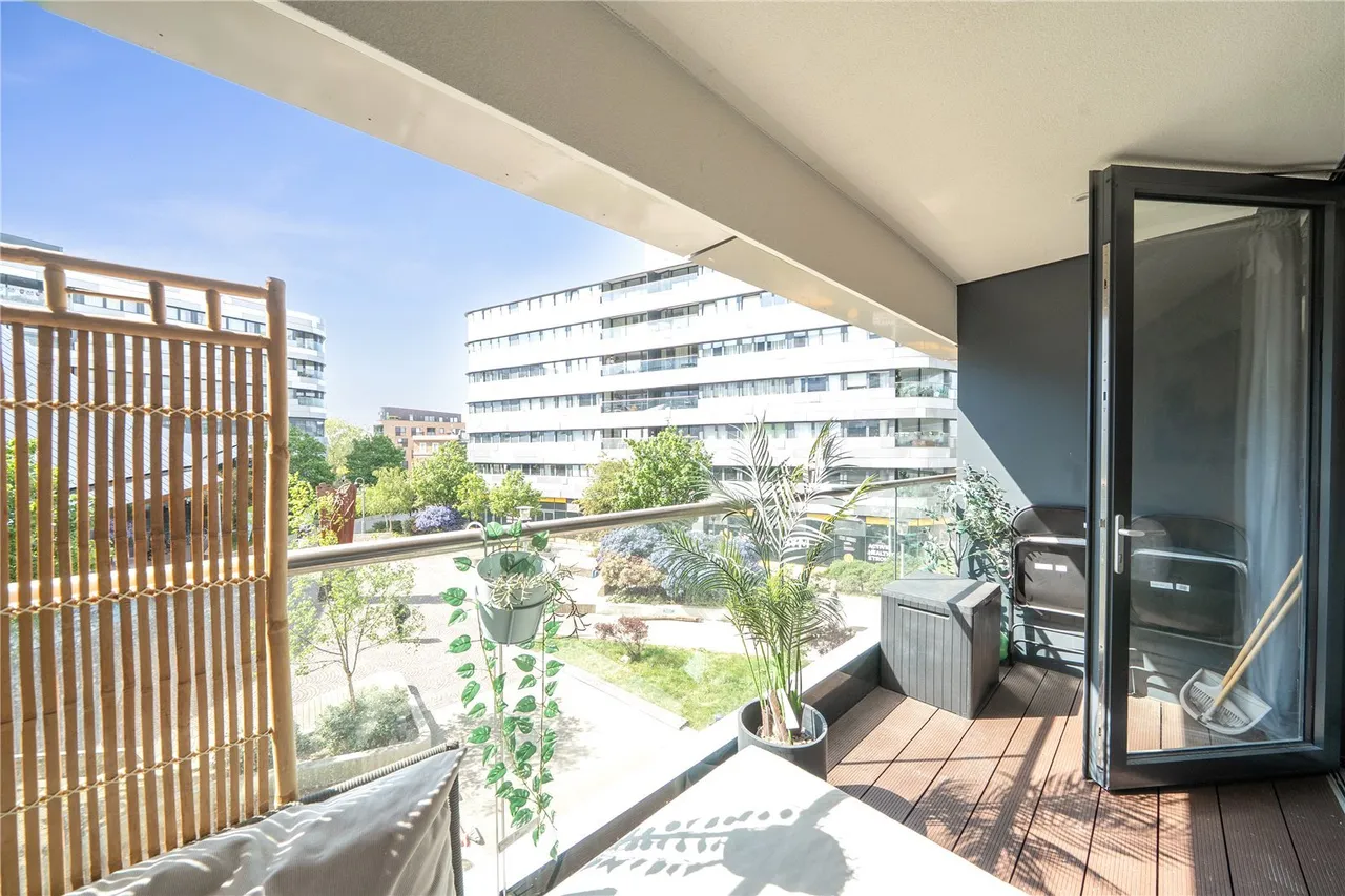 Lambarde Square, SE10, photo 5