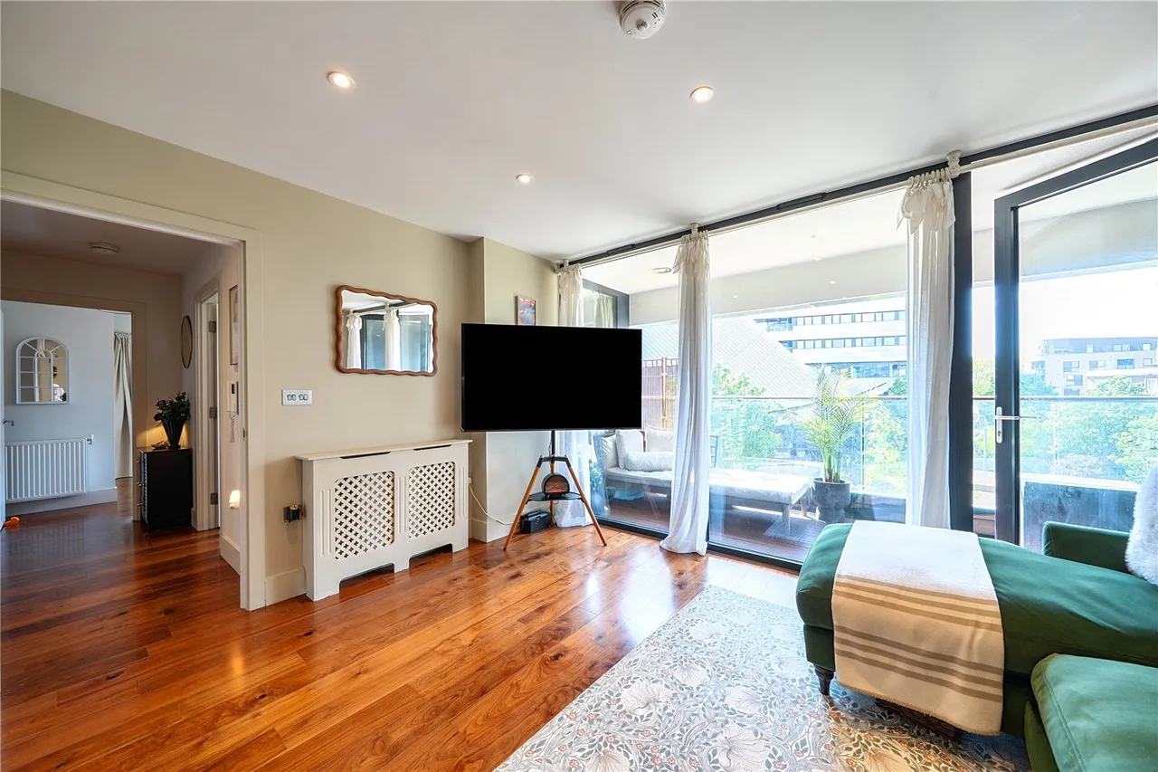 Lambarde Square, SE10, photo 12