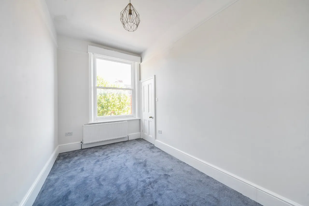 Finchley Road, West Hampstead, NW3, photo 19