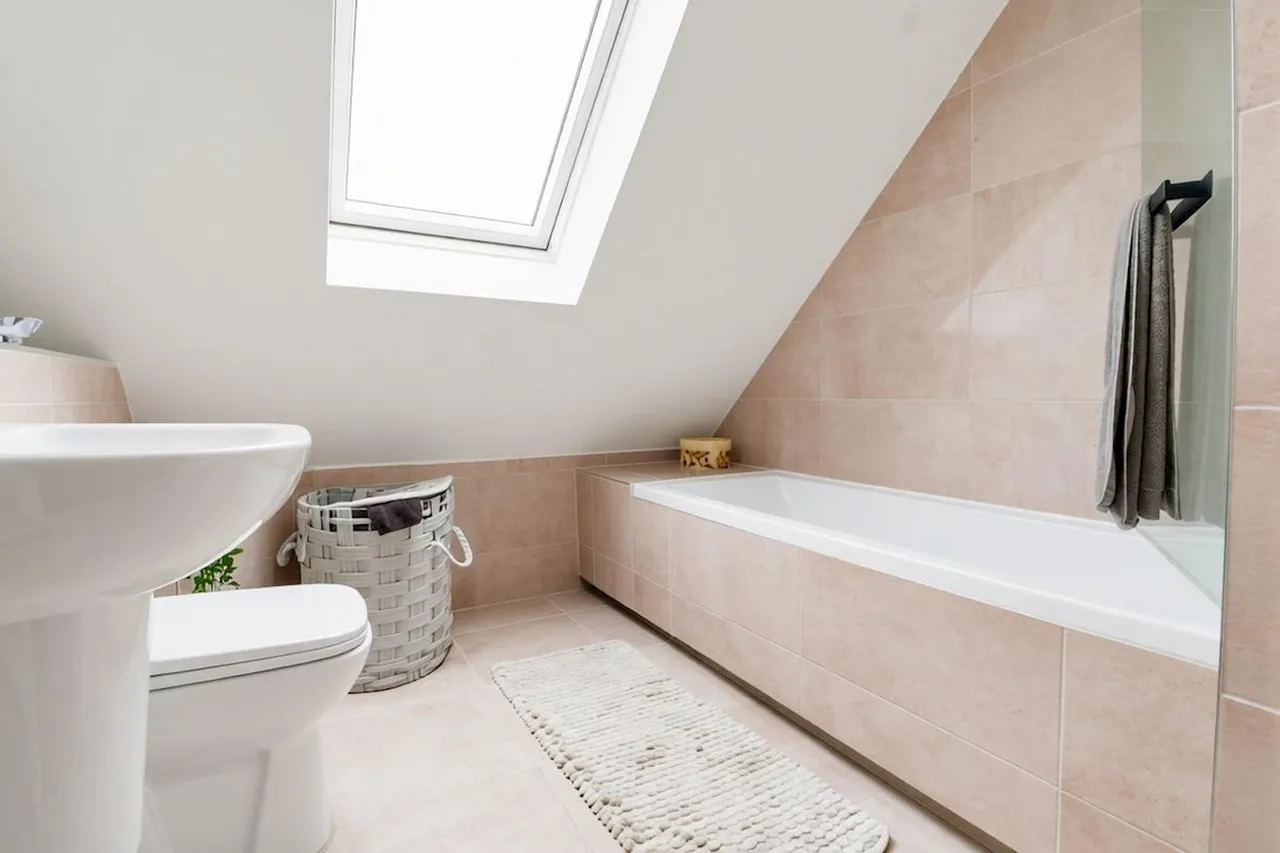 North Ash Road, Longfield, DA3, photo 3