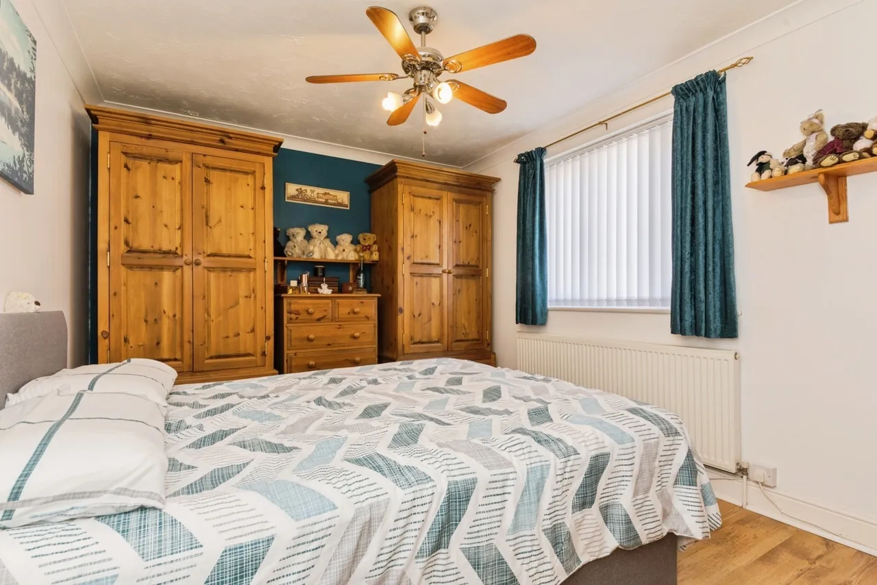 Shalfleet Court, Clacton-on-Sea, Essex, CO15, photo 4