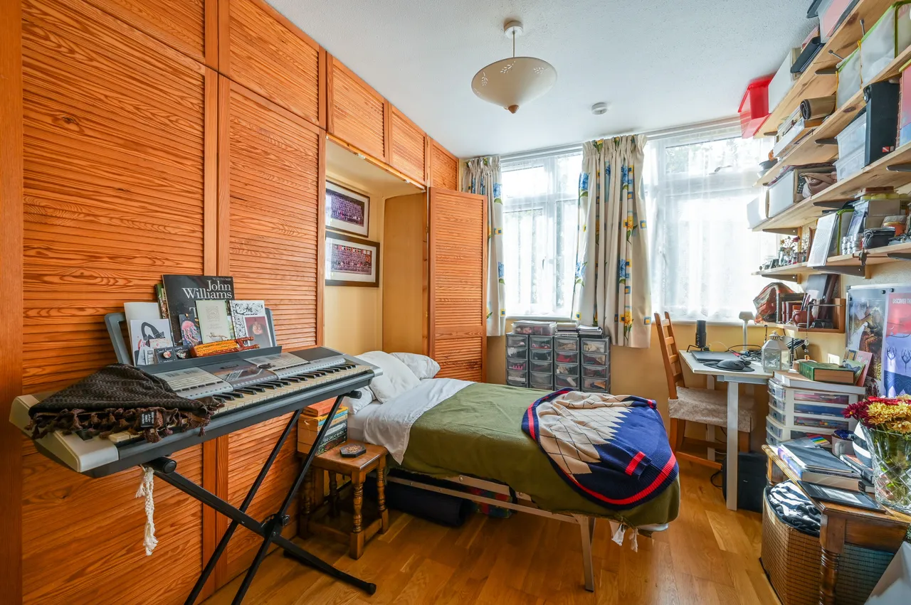 London, E14, photo 18