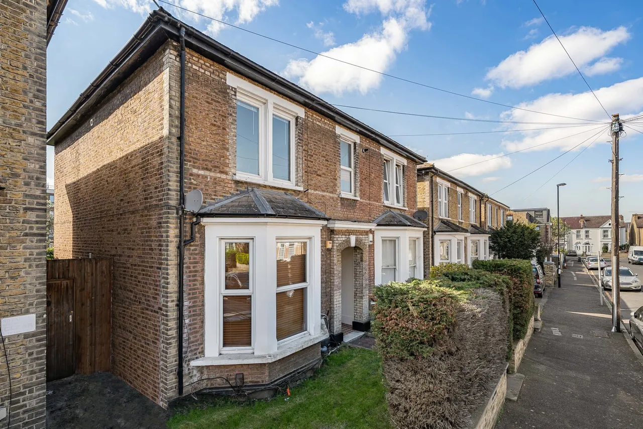 1 bed flat for sale, Farquharson Road, Croydon, CR0
