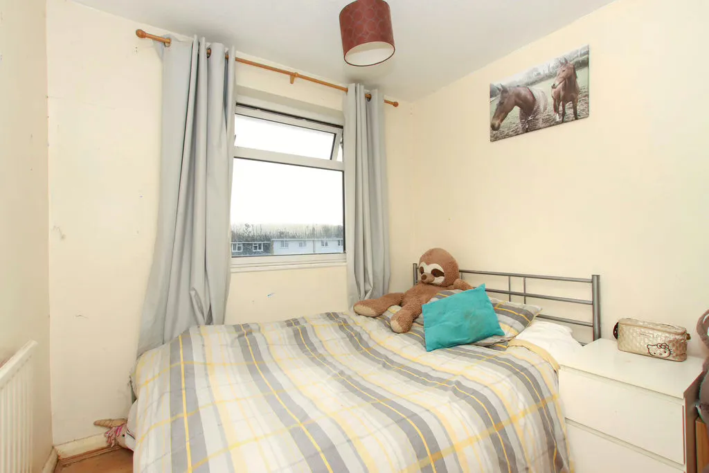 Okeley Lane, Tring, Hertfordshire, HP23 4HB, photo 7