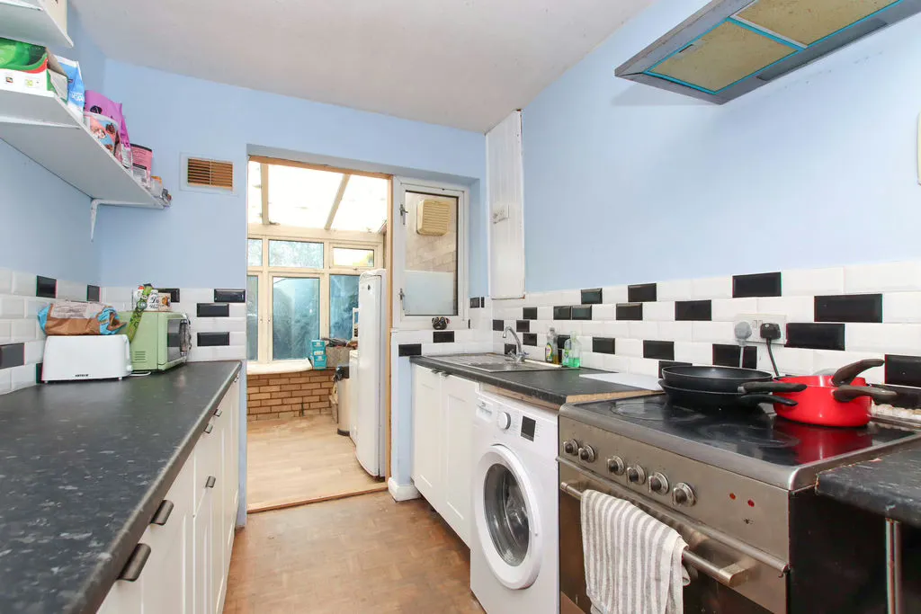 Okeley Lane, Tring, Hertfordshire, HP23 4HB, photo 10