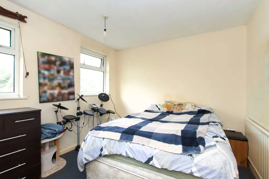 Okeley Lane, Tring, Hertfordshire, HP23 4HB, photo 6