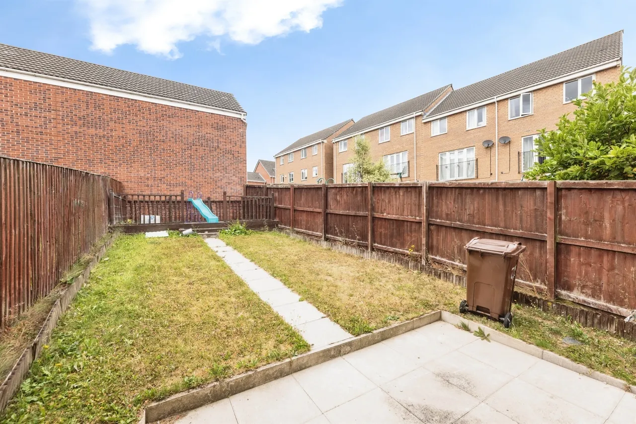 Murray Avenue, Leeds, LS10, photo 15