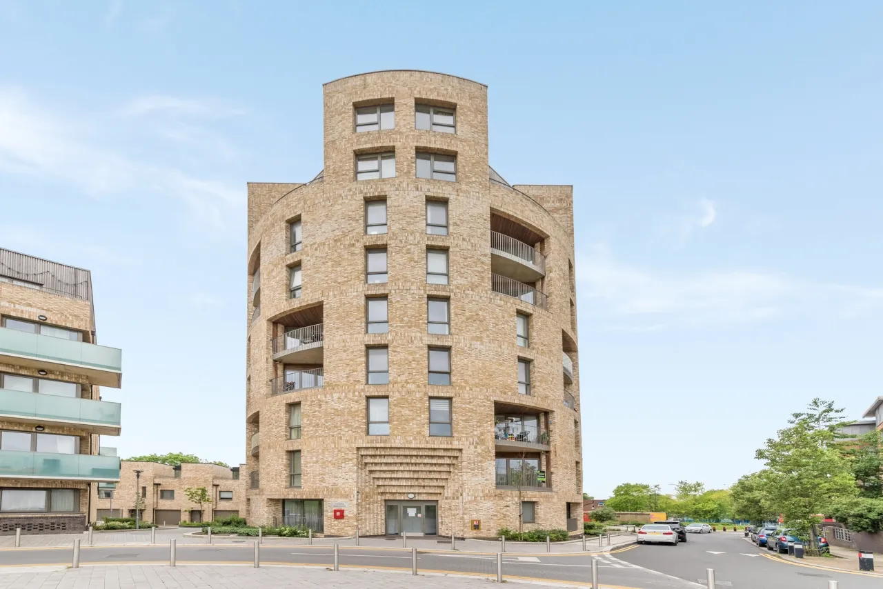 Camellia Apartments, Hilltop Avenue, Stonebridge, London, NW10, photo 9