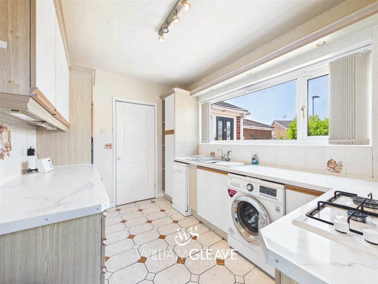 Hawthorne Avenue, Buckley, Flintshire, CH7 2QN, photo 4
