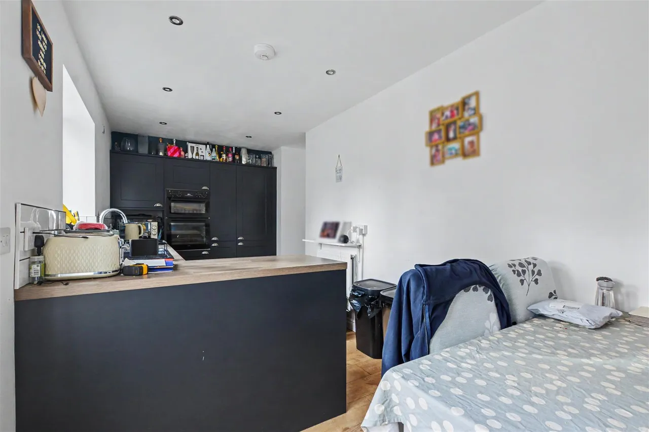 Birchwood Avenue, Long Eaton, NG10, photo 8