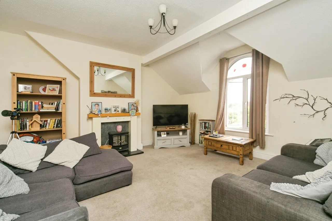 Whitehall Road, Rhos on Sea, LL28, photo 2