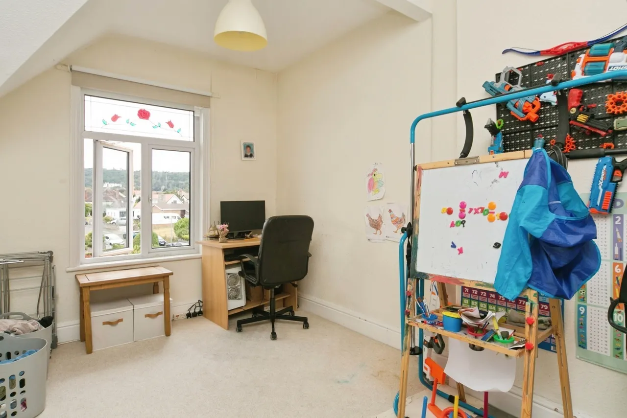 Whitehall Road, Rhos on Sea, LL28, photo 9