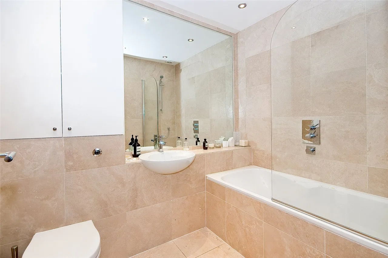 City Road, Moorgate, EC1Y, photo 6