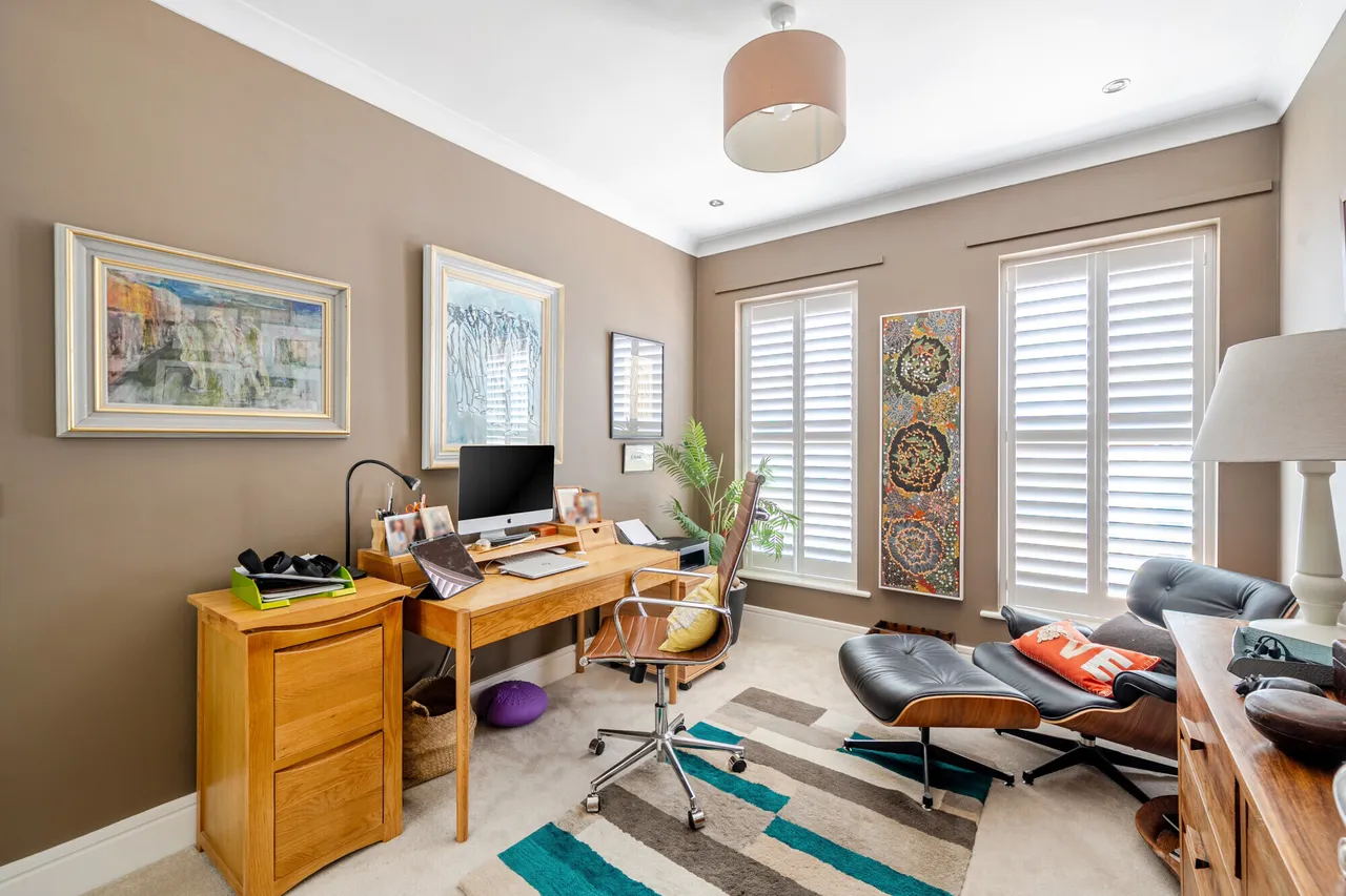 Pine Lodge Way, Epsom, KT19, photo 12