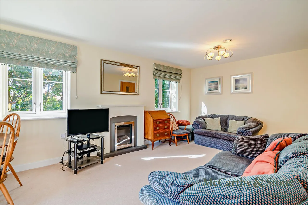 Newgate Street, Cottingham, HU16, photo 4