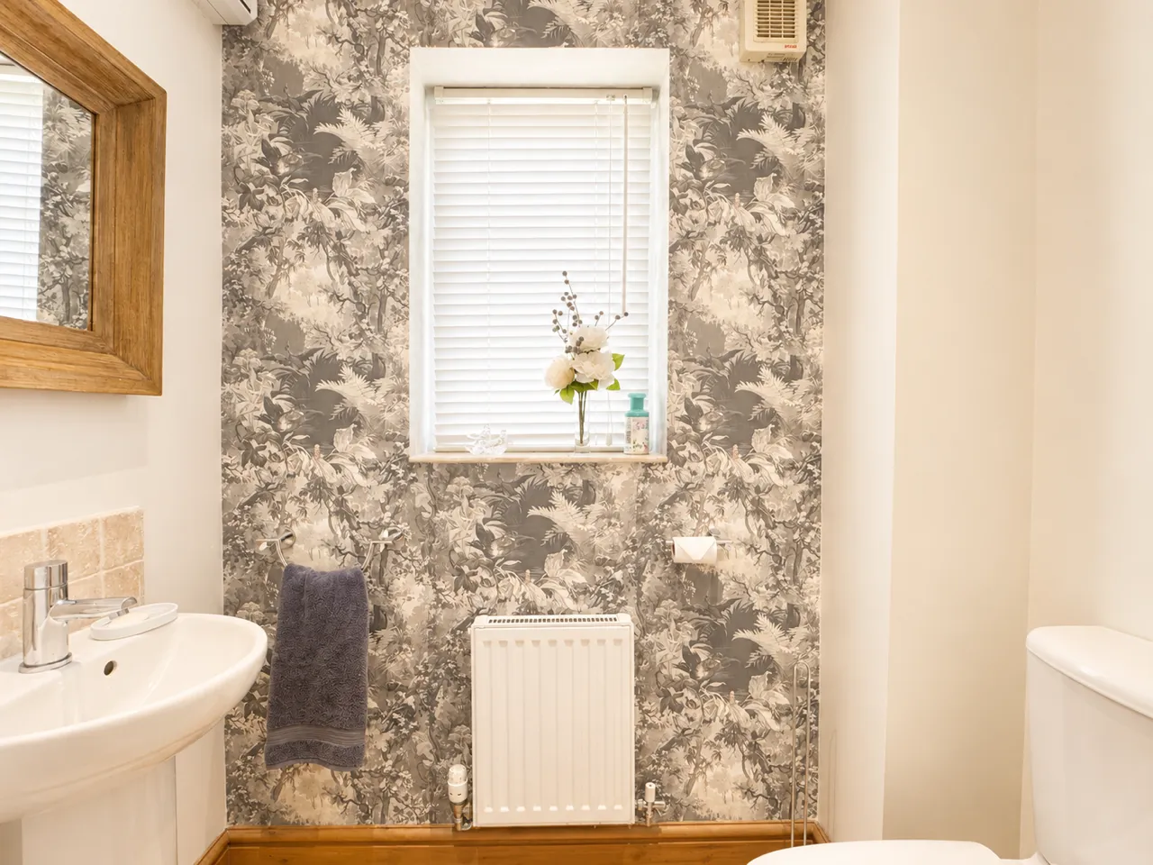 Maes Y Dderwen, Llanfyllin, SY22, photo 8