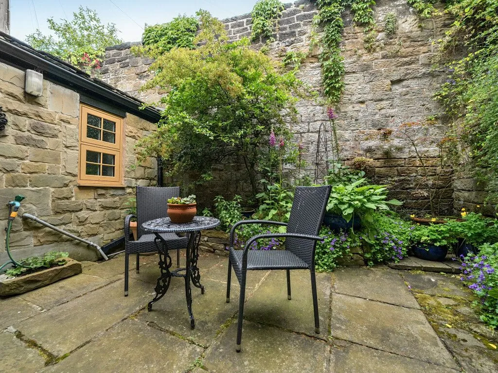 Barnsley Road, Newmillerdam, WF2, photo 19
