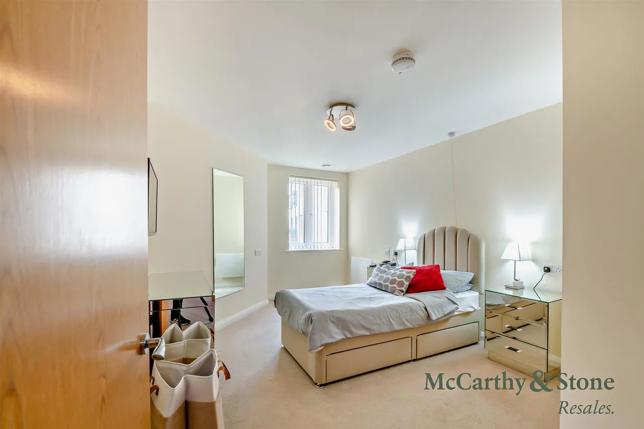 Burlington Gardens, Leyland, PR25, photo 10