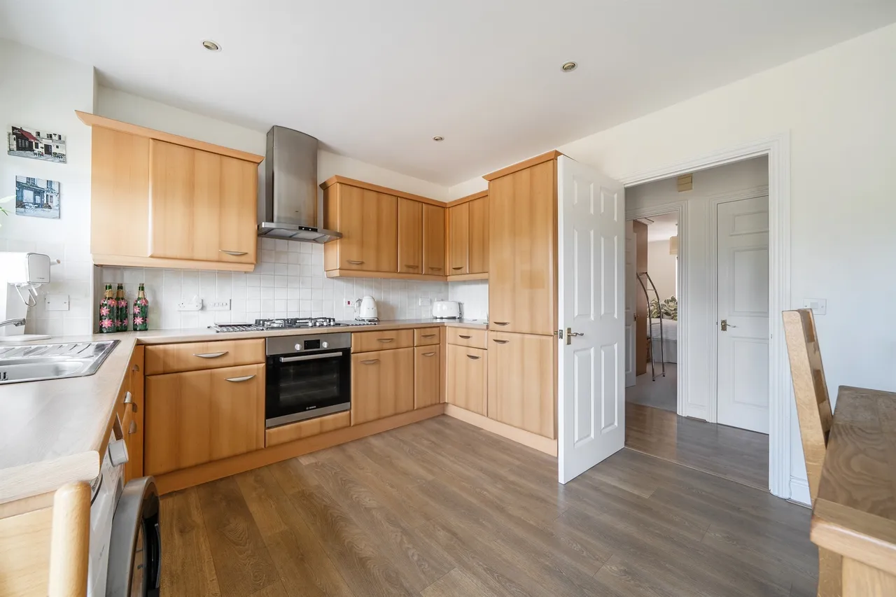 Frobisher Mews, Enfield, EN2, photo 8