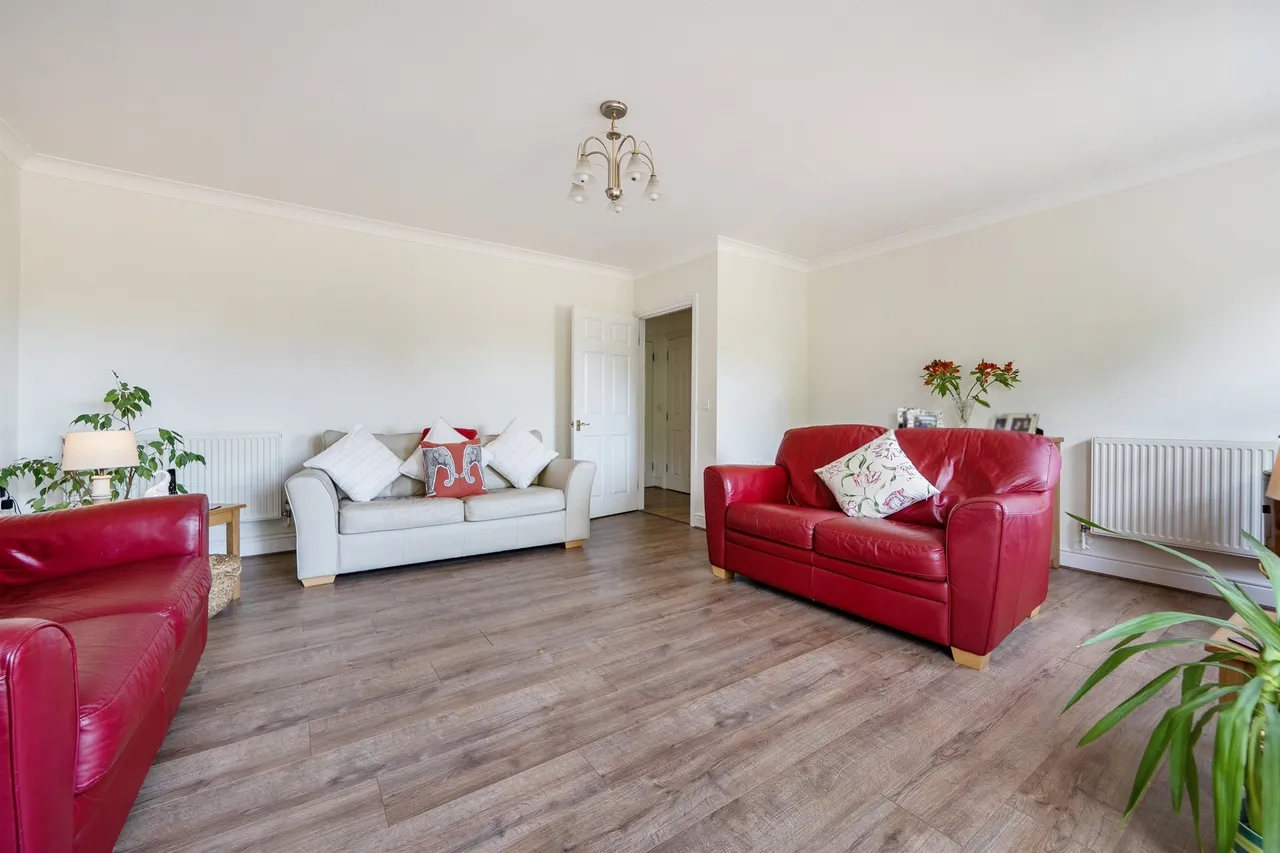 Frobisher Mews, Enfield, EN2, photo 6