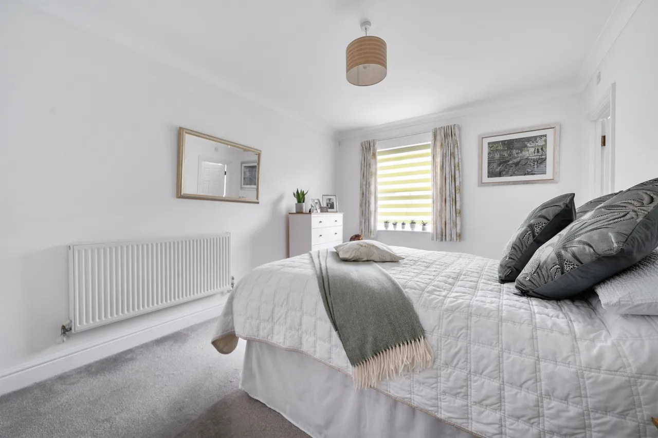 Frobisher Mews, Enfield, EN2, photo 11