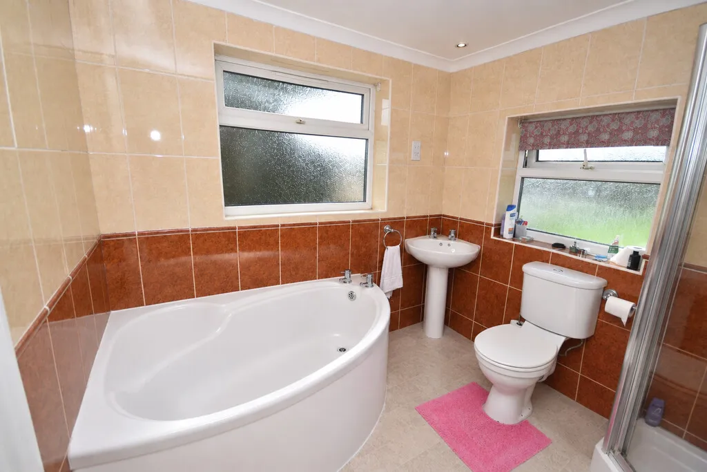 Hampton, Malpas, photo 13