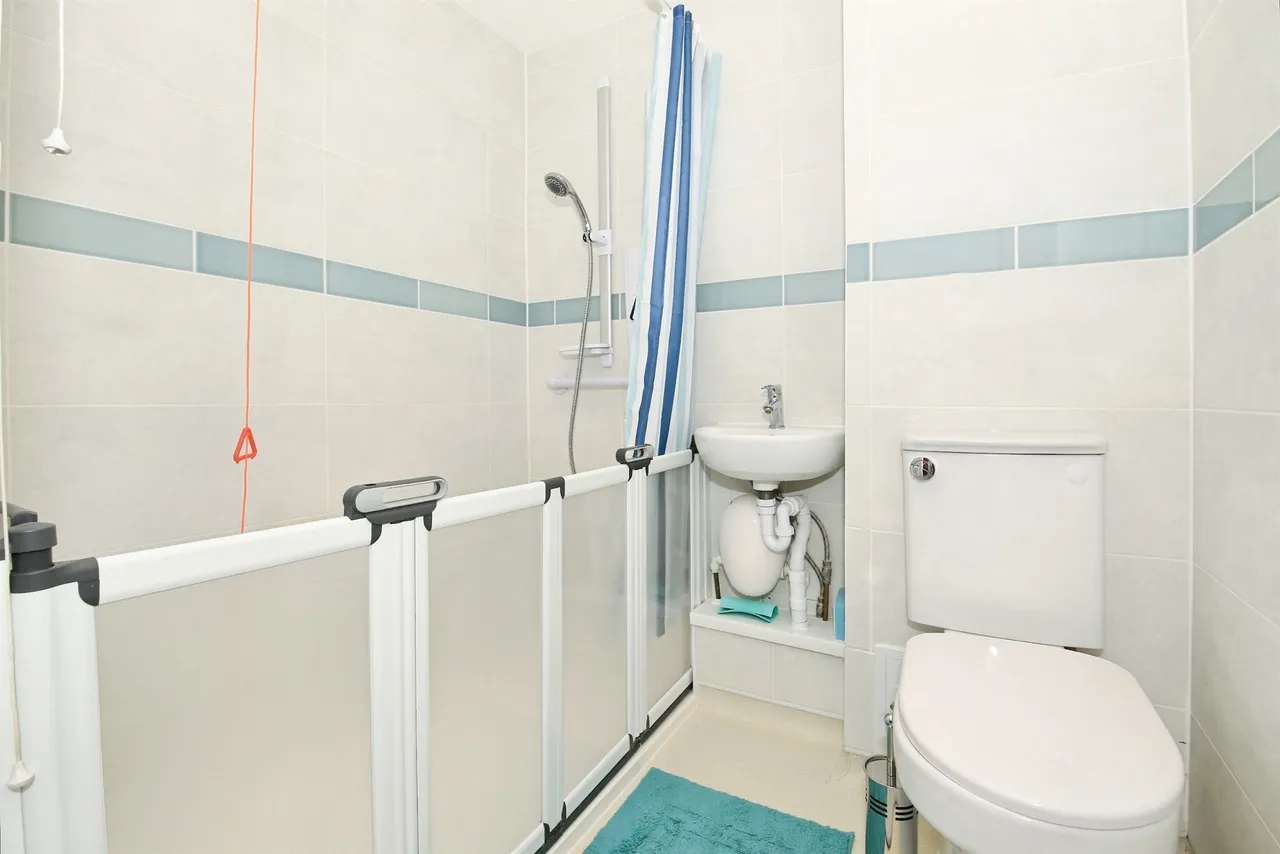 Lincoln Gate, Peterborough, PE1, photo 4