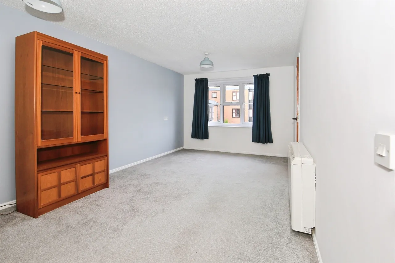 Lincoln Gate, Peterborough, PE1, photo 3