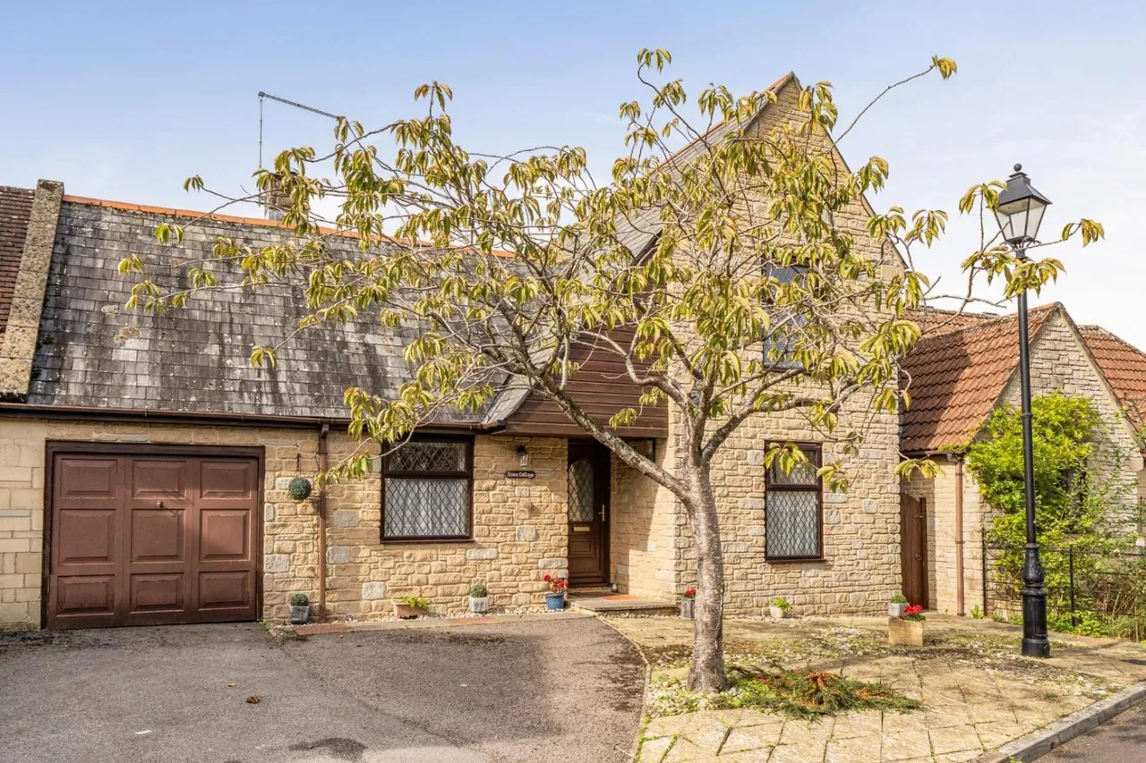 The Hamlet, Templecombe, BA8, photo 15