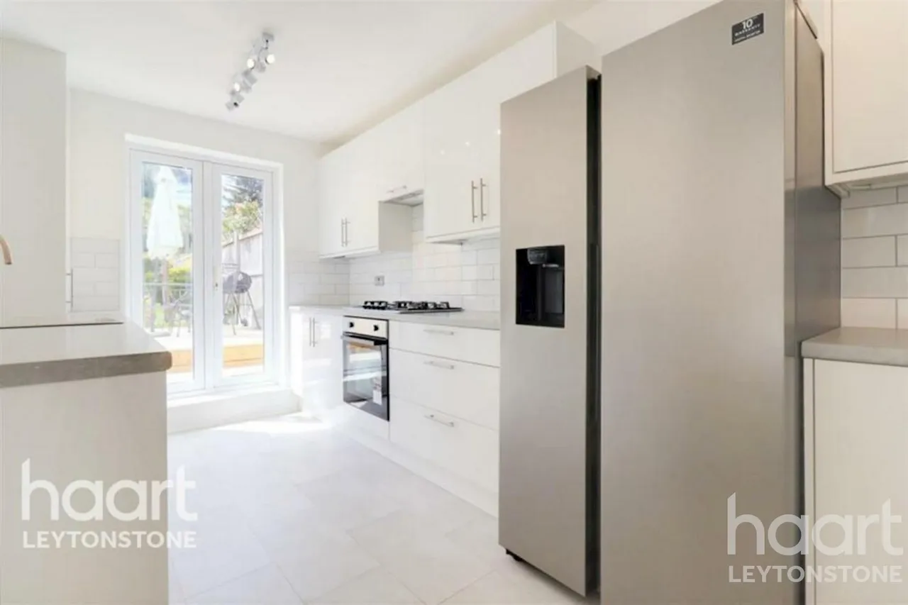Grange Park Road, London, E10, photo 6