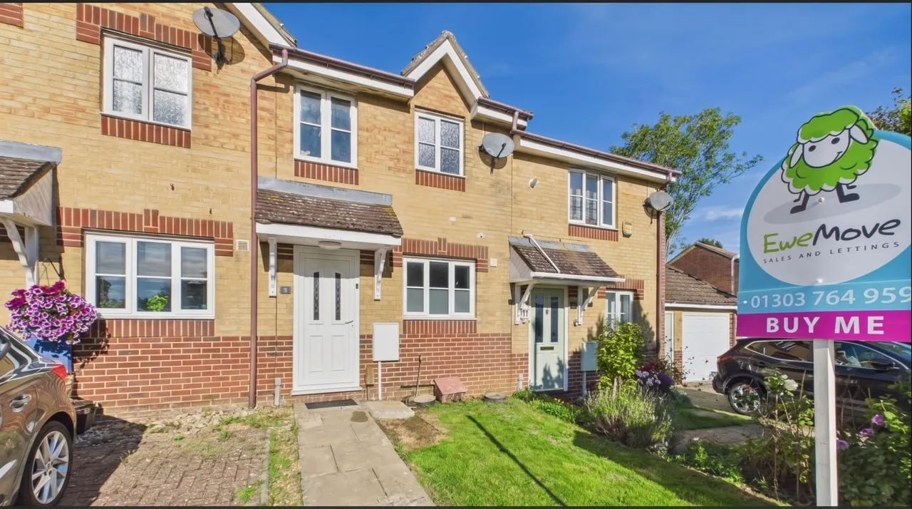 2 bed house for sale, Bland Drive, Hawkinge, CT18
