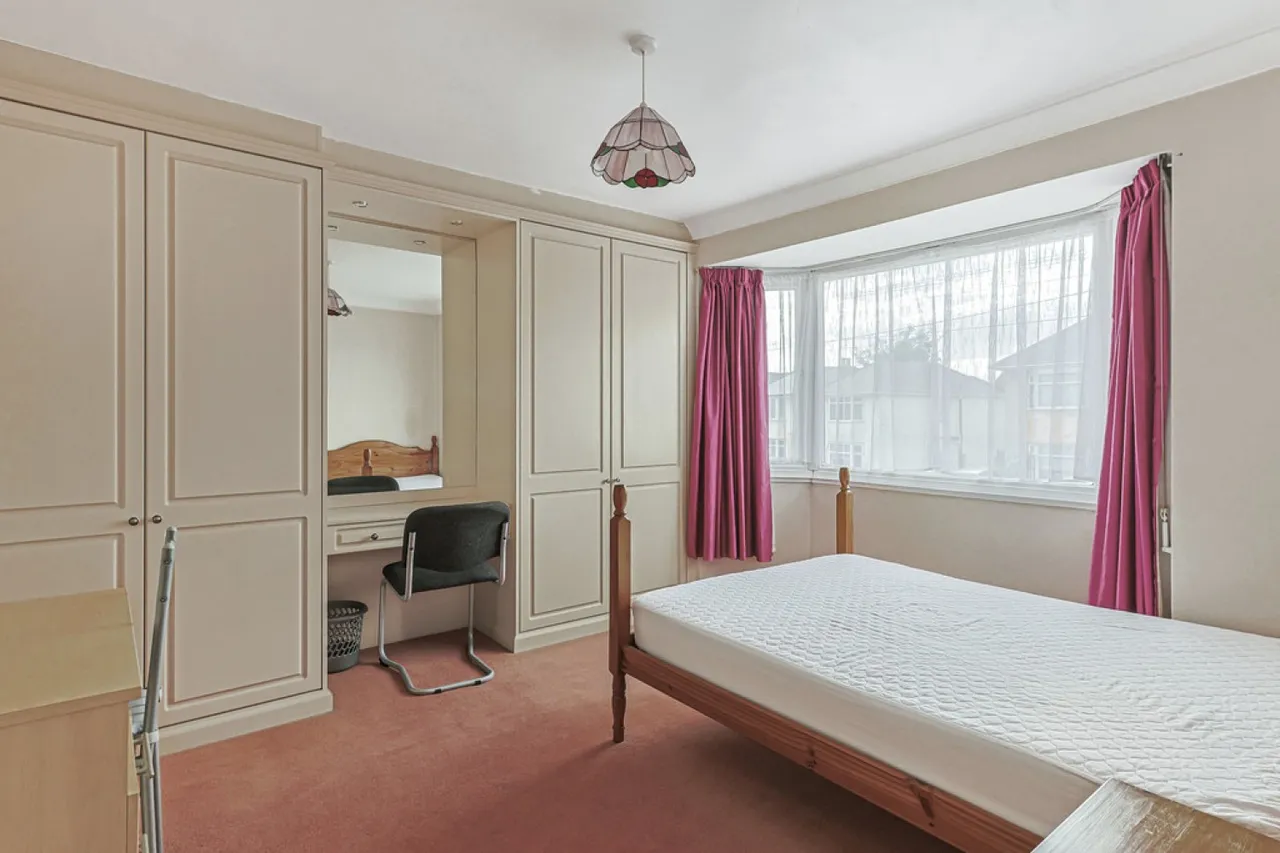 Portland Road, Bournemouth, BH9, photo 10