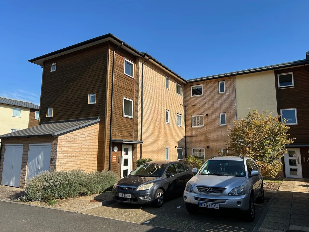 2 bed flat to rent, Pye Bridge End, MK10
